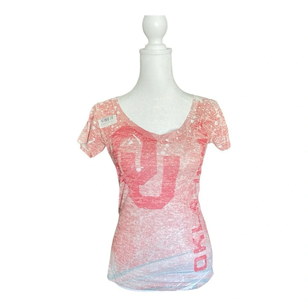 OU Oklahoma Sooners Juniors V-Neck Tee Medium NWT - Picture 3 of 4